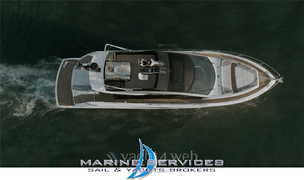 Sunseeker 65 sport Моторная лодка используется для продажи