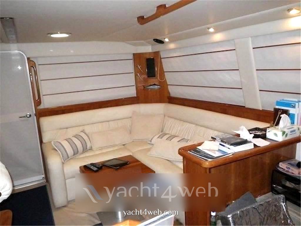 Riviera marine 42 flybridge Motorboot gebraucht zum Verkauf