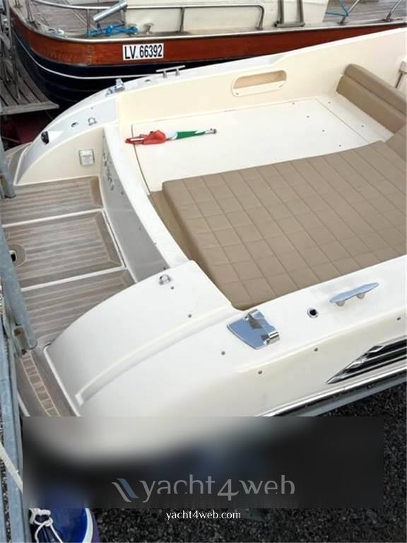 Riva Gitano 33 Motorboot gebraucht zum Verkauf