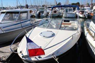 BAYLINER BAYLINER 702 cuddy cabin