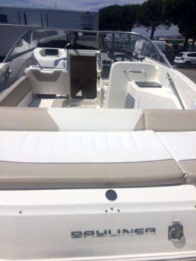 BAYLINER BAYLINER 742 cuddy