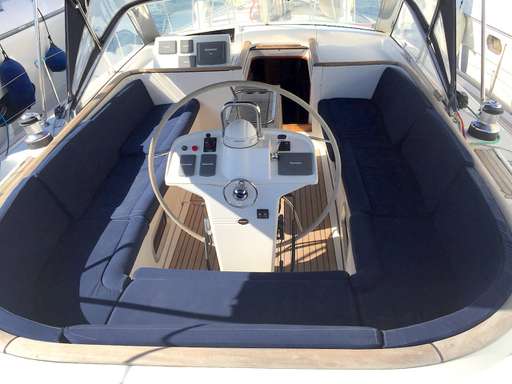 BENETEAU BENETEAU BENETEAU 57