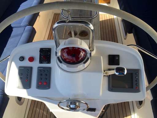 BENETEAU BENETEAU BENETEAU 57