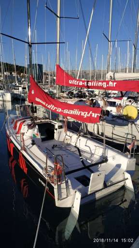 BENETEAU BENETEAU First 27 lfting keel