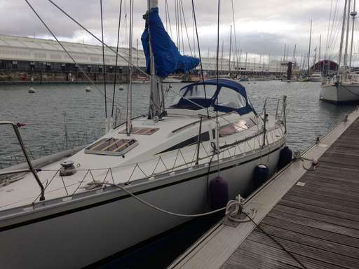 BENETEAU BENETEAU First 305 lifting keel