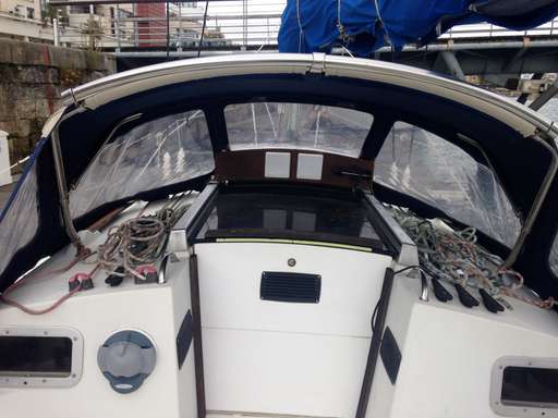 BENETEAU BENETEAU First 305 lifting keel