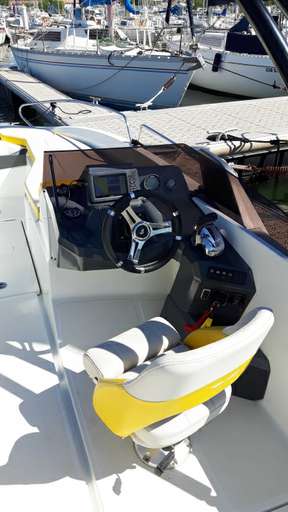 BENETEAU BENETEAU Flyer 6 sportdeck