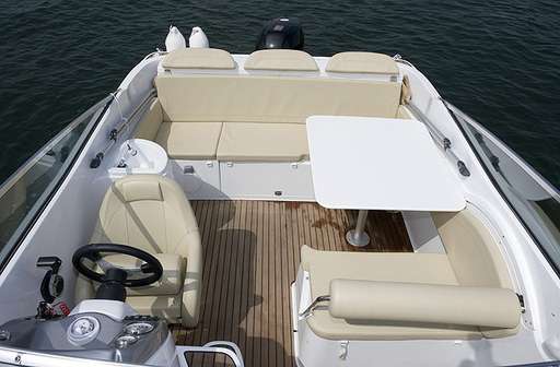 BENETEAU BENETEAU Flyer 650 cabrio