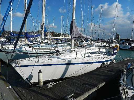 Beneteau Beneteau First 30 e