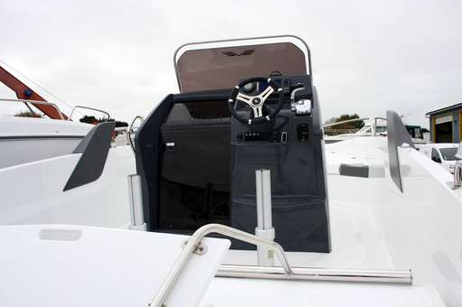 Beneteau Beneteau Flyer 6 spacedeck