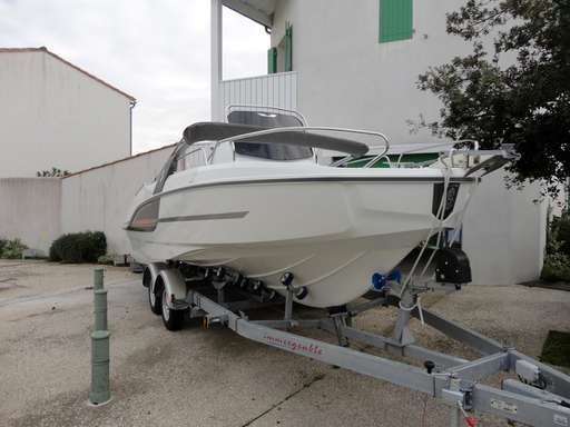 Beneteau Beneteau Flyer 6 spacedeck