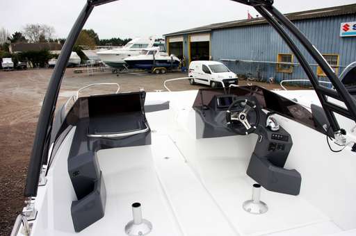 Beneteau Beneteau Flyer 6 sportdeck