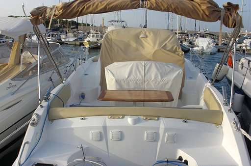 Beneteau Beneteau Flyer 850 sun deck