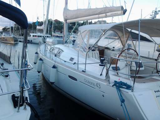 Beneteau Beneteau Oceanis 43