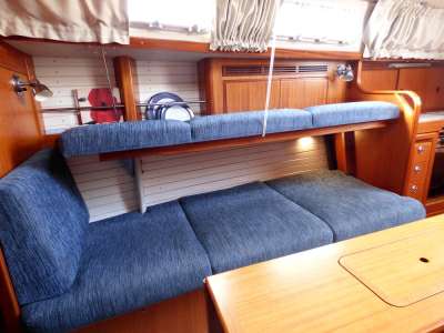 HALLBERG RASSY HALLBERG RASSY 310