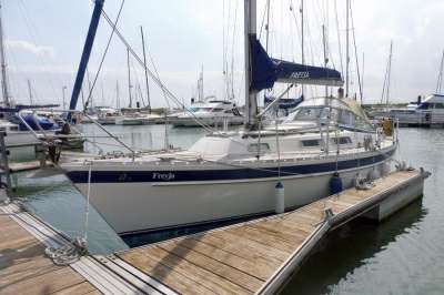 HALLBERG RASSY HALLBERG RASSY 31