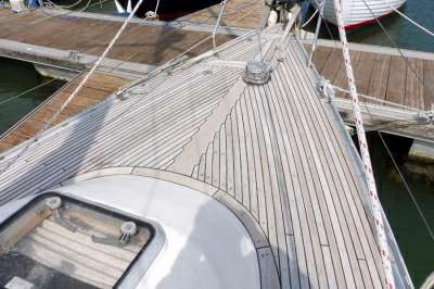 HALLBERG RASSY HALLBERG RASSY 31