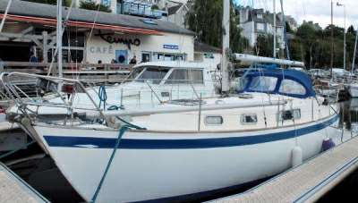 HALLBERG RASSY HALLBERG RASSY 35