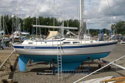 HALLBERG RASSY HALLBERG RASSY 36