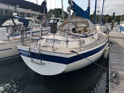 HALLBERG RASSY HALLBERG RASSY 36