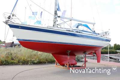 HALLBERG RASSY HALLBERG RASSY 36