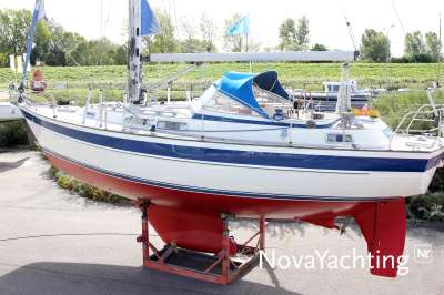 HALLBERG RASSY HALLBERG RASSY 36