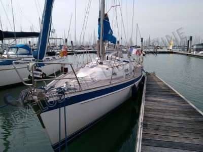 HALLBERG RASSY HALLBERG RASSY 37