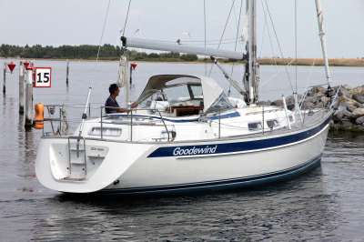 HALLBERG RASSY HALLBERG RASSY 37