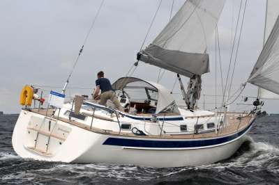 HALLBERG RASSY HALLBERG RASSY 40