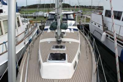 HALLBERG RASSY HALLBERG RASSY 41