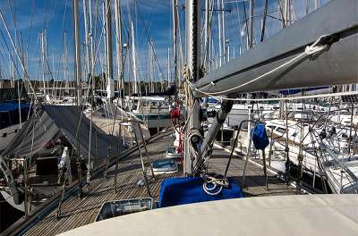 HALLBERG RASSY HALLBERG RASSY 42