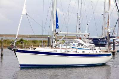 HALLBERG RASSY HALLBERG RASSY 43