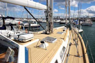 HALLBERG RASSY HALLBERG RASSY 62