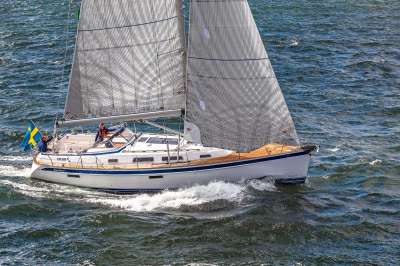 HALLBERG RASSY HALLBERG RASSY HALLBERG RASSY 412