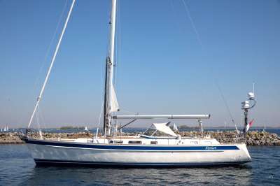 HALLBERG RASSY HALLBERG RASSY HALLBERG RASSY 48