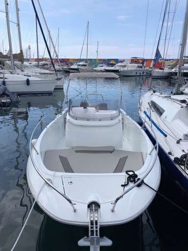 JEANNEAU JEANNEAU Cap camarat 7.5 cc