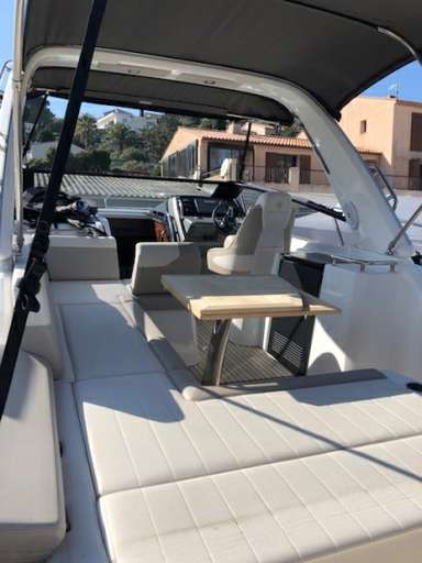 JEANNEAU JEANNEAU Leader 30