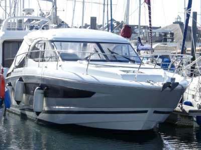 JEANNEAU JEANNEAU Leader 36