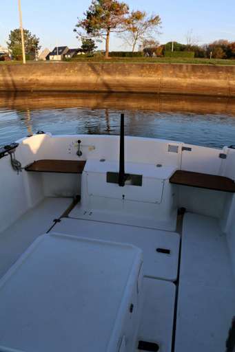 JEANNEAU JEANNEAU Merry fisher 635