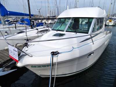 JEANNEAU JEANNEAU Merry fisher 805