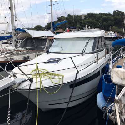 JEANNEAU JEANNEAU Merry fisher 855