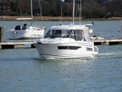 JEANNEAU JEANNEAU Merry fisher 895