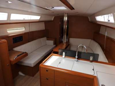 JEANNEAU JEANNEAU SUN ODYSSEY 379