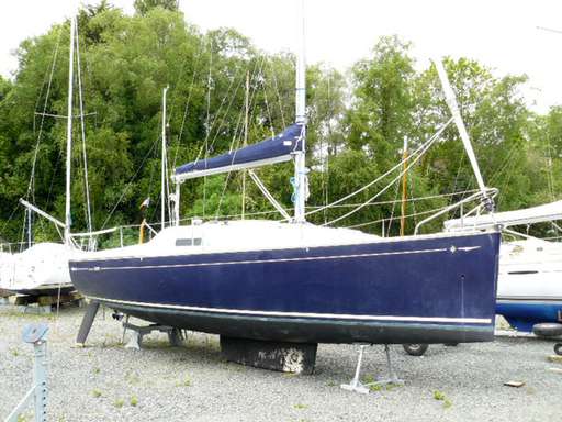 JEANNEAU JEANNEAU Sun 2500 lifting keel