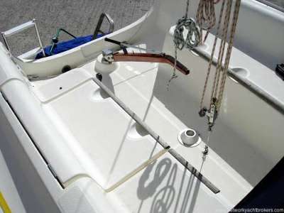 JEANNEAU JEANNEAU Sun 2500 lifting keel