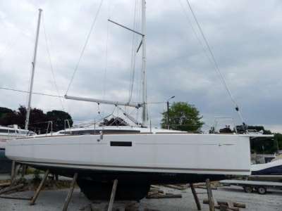 JEANNEAU JEANNEAU Sun odyssey 349 lifting keel