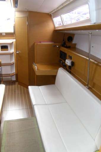 JEANNEAU JEANNEAU Sun odyssey 379