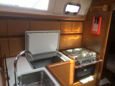 JEANNEAU JEANNEAU Sun odyssey 379