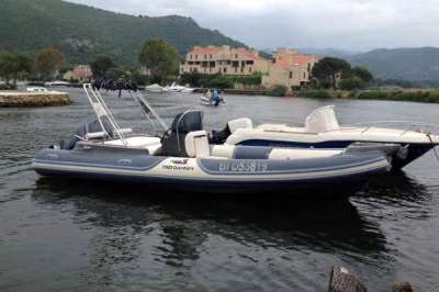 Motonautica vesuviana Motonautica vesuviana Vesuviana 780 comfort