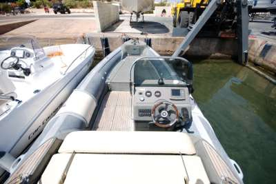 Motonautica vesuviana Motonautica vesuviana Vesuviana 780 comfort